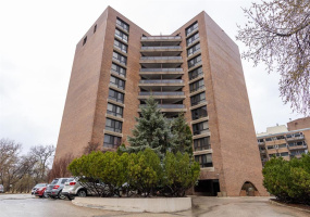 255 Wellington, 1 Bedroom Bedrooms, 6 Rooms Rooms,1 BathroomBathrooms,Condominium,For Sale,Wellington