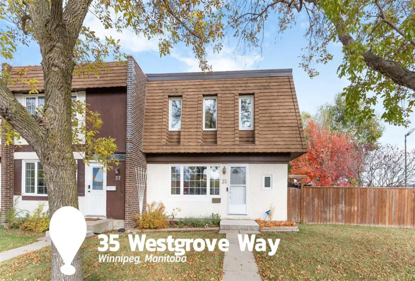 Welcome to 35 Westgrove Way. Corner unit with a large fenced yard.