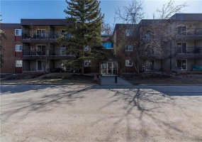 470 Kenaston, 1 Bedroom Bedrooms, 6 Rooms Rooms,1 BathroomBathrooms,Condominium,For Sale,Kenaston